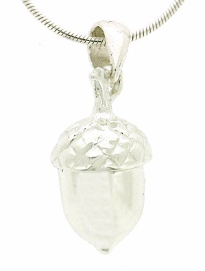 acorn-silver-pendant